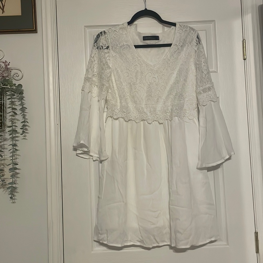 White Boho Mini Dress with Bell Sleeves Size Medium